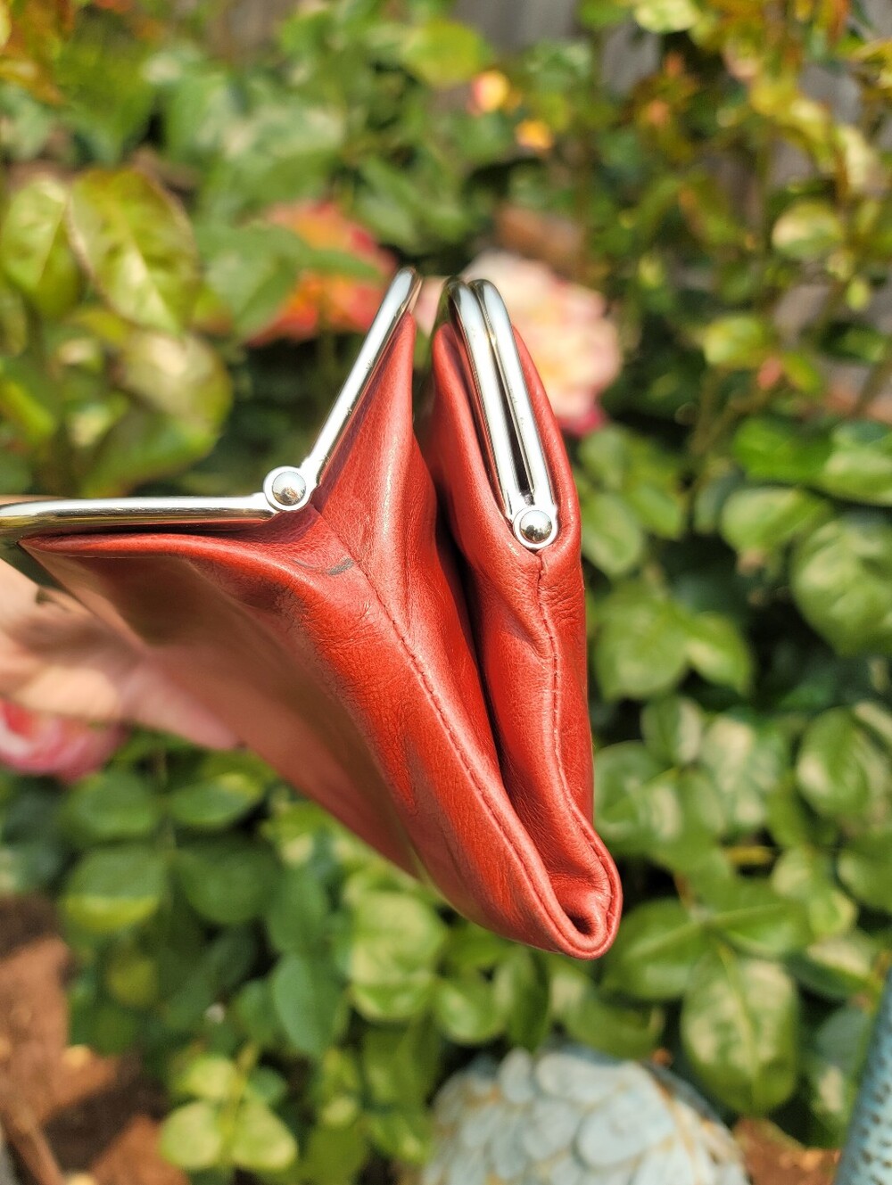 Hobo Lauren Double Frame Leather Clutch - Picture 14 of 14